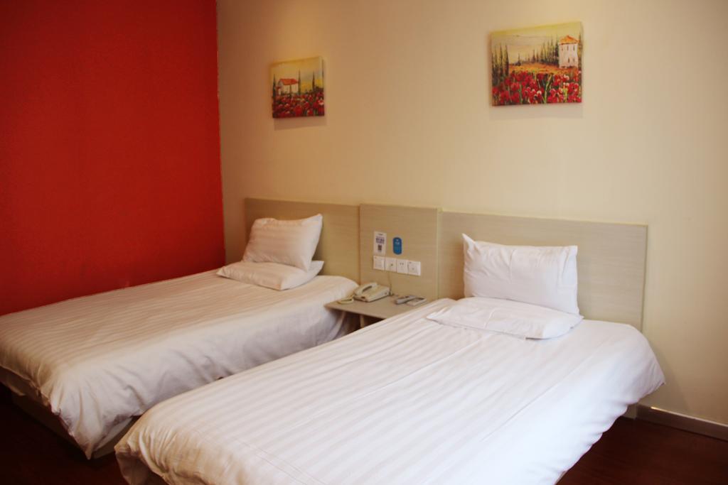 Hanting Express Tianjin Haixin District Yujiapu Thiên Tân Phòng bức ảnh